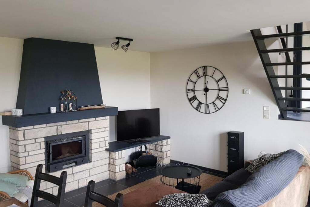 Appartement Isole, 1 Chambre Avec Terrasse Privee Ramillies Bagian luar foto